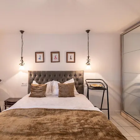 The Little Things Luxury Studio *