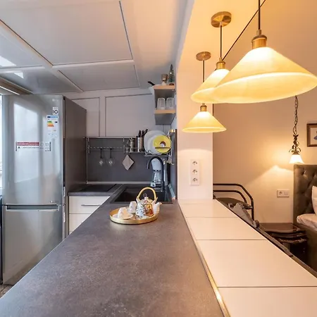 The Little Things Luxury Studio 아파트